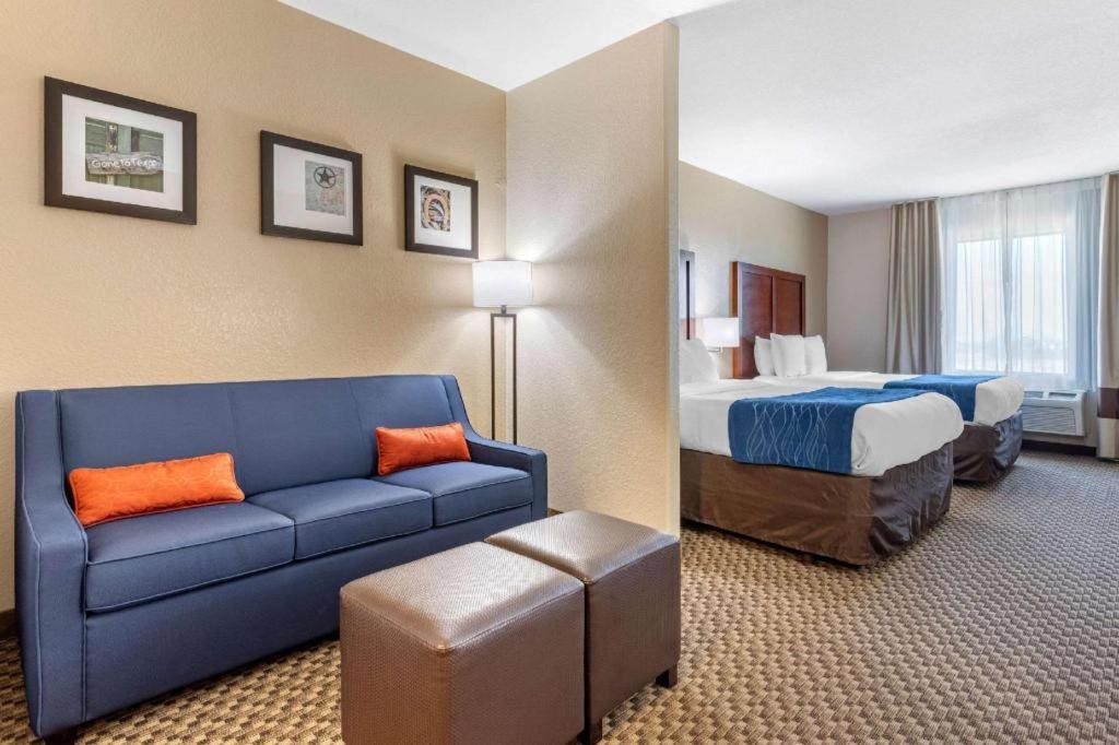 Comfort Inn & Suites Navasota Exterior foto
